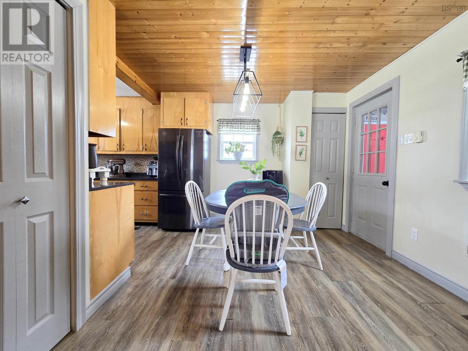 2816 Barronsfield Road - 10