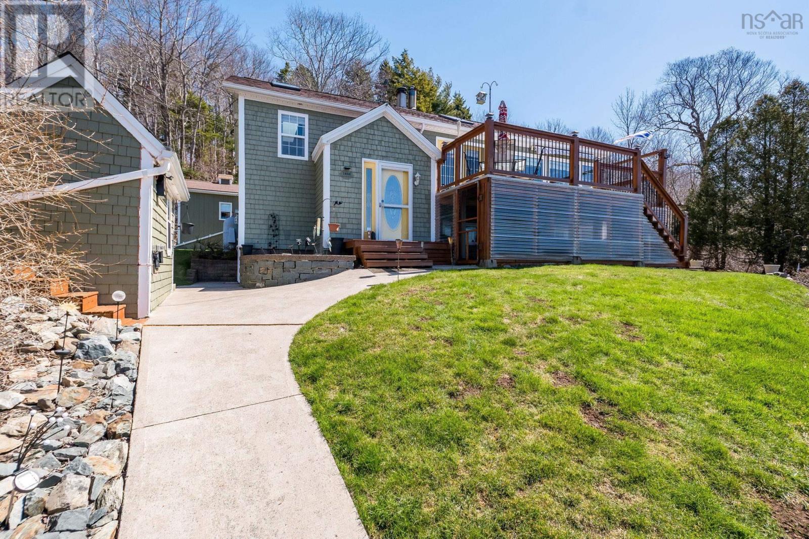 1900 Waverley Road - 45