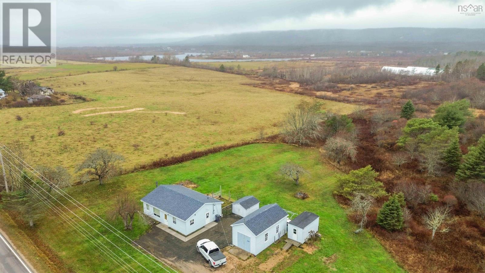 3321 Highway 201 - 37