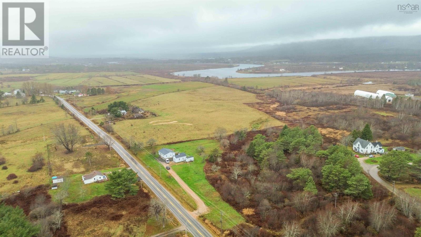 3321 Highway 201 - 39
