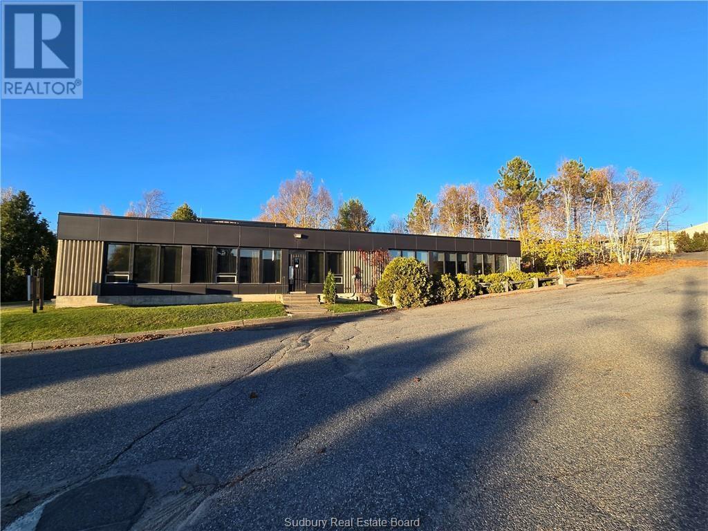 129 Fielding Unit# Lower, Sudbury — photo 3