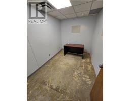 129 Fielding Unit# Lower, Sudbury, ON P3Y1L7 Photo 10