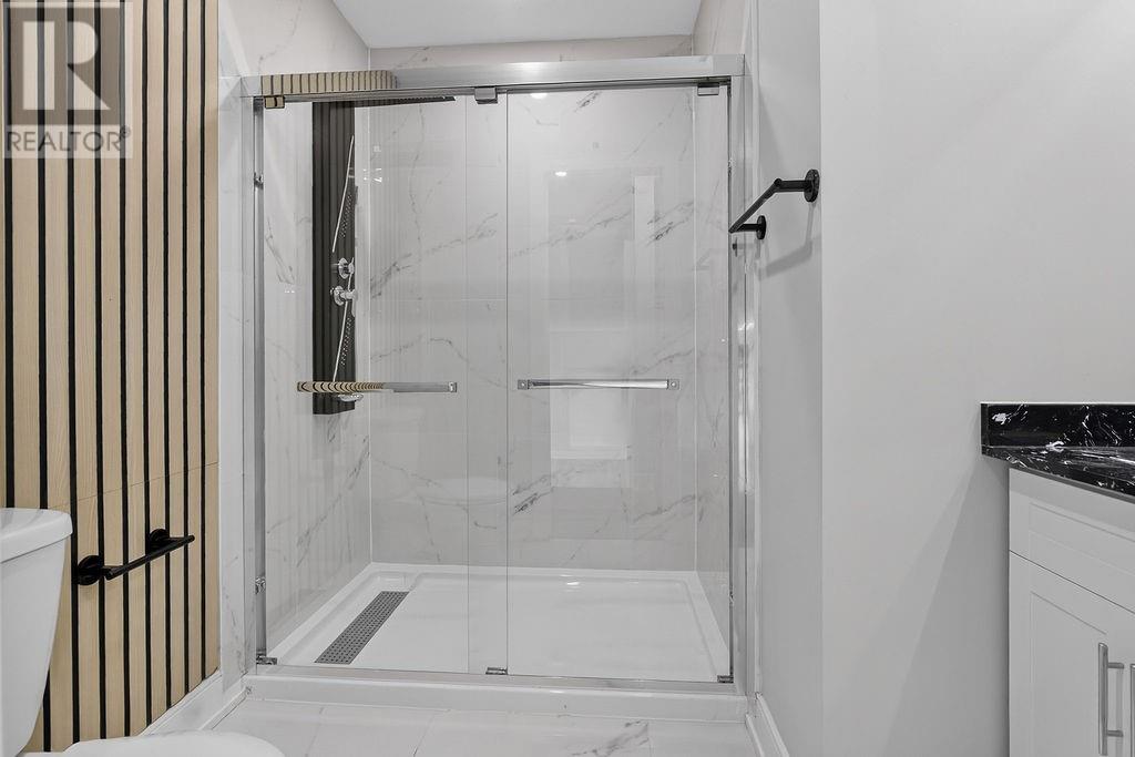 1543 Carling Crescent - 15