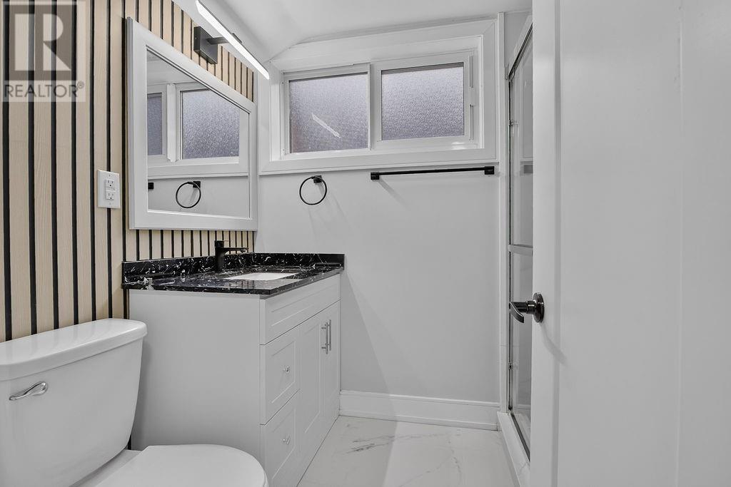 1543 Carling Crescent - 16