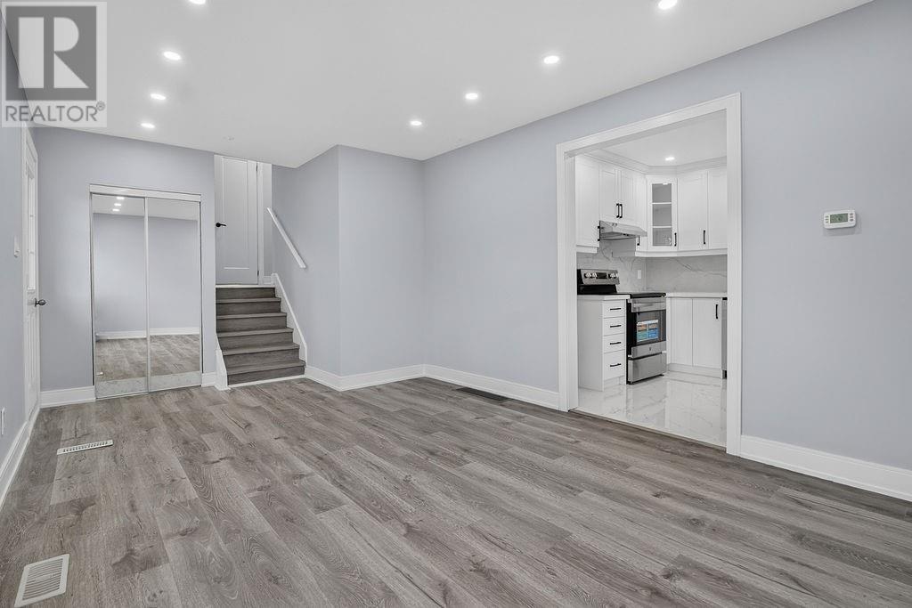 1543 Carling Crescent - 7