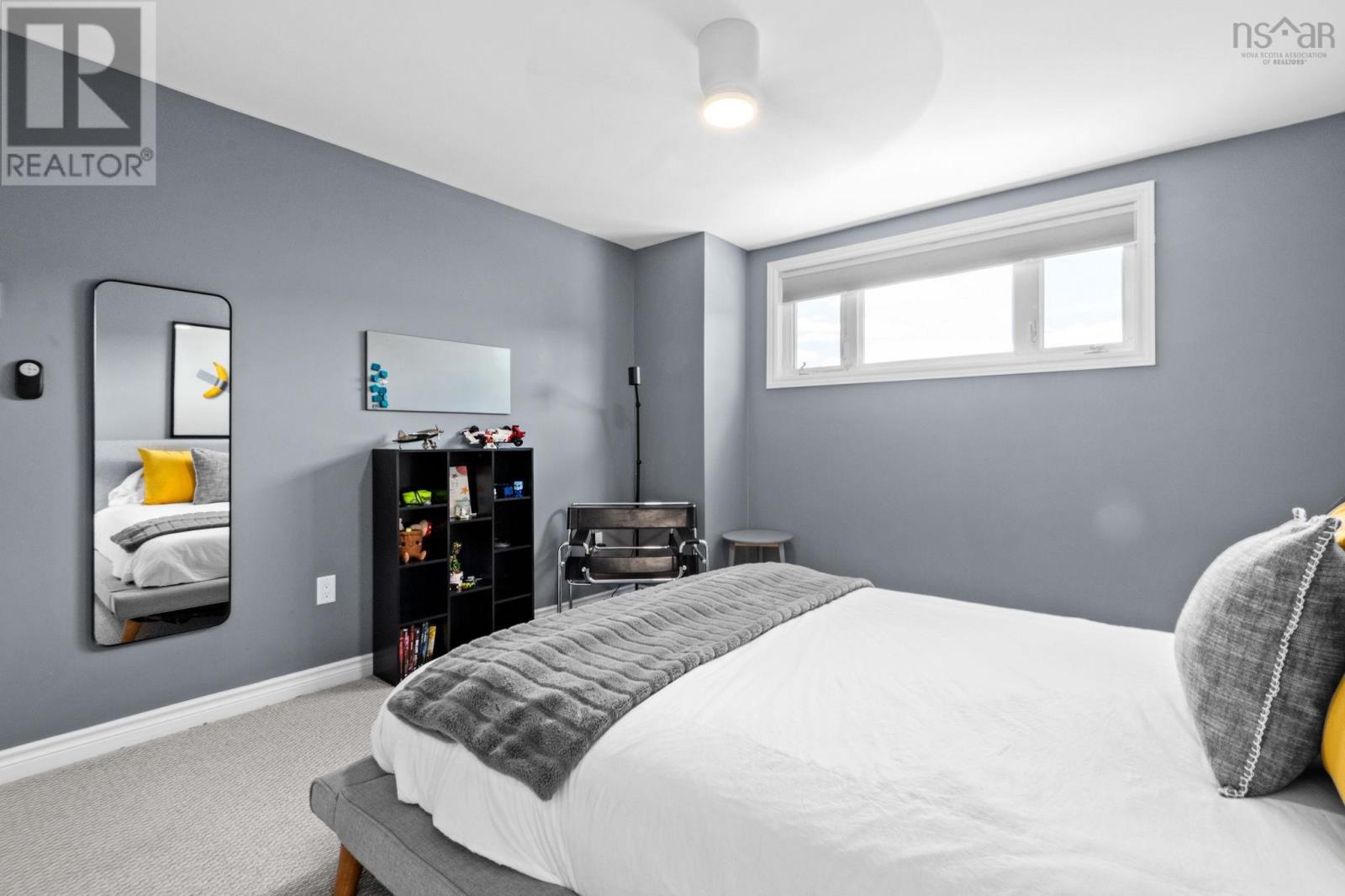 270 Spinnaker Drive - 27