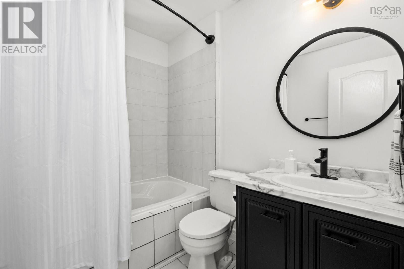 270 Spinnaker Drive - 25