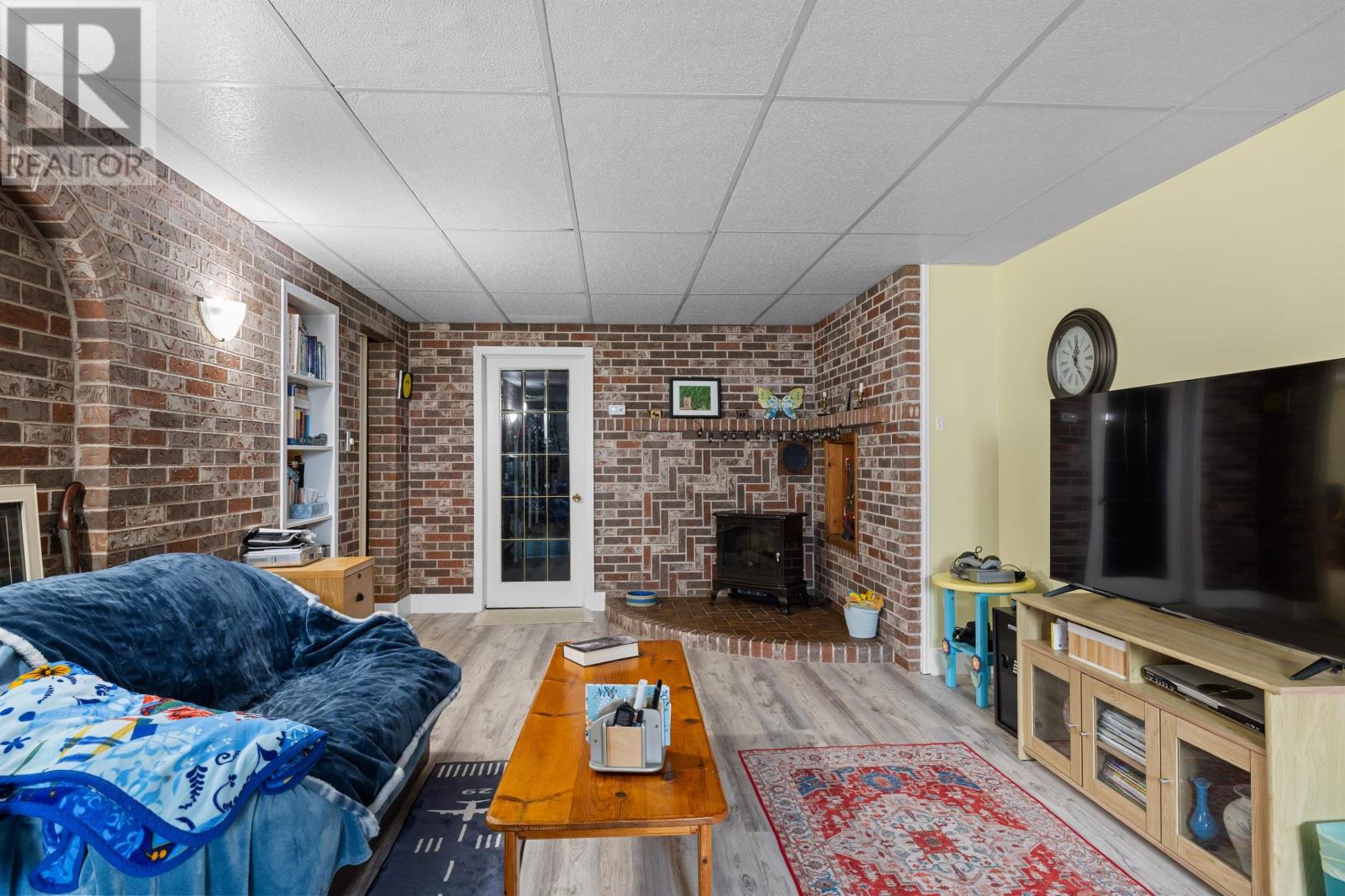3 Pamwayne Drive - 32