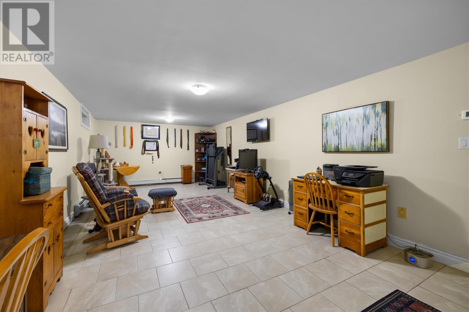 3 Pamwayne Drive - 33