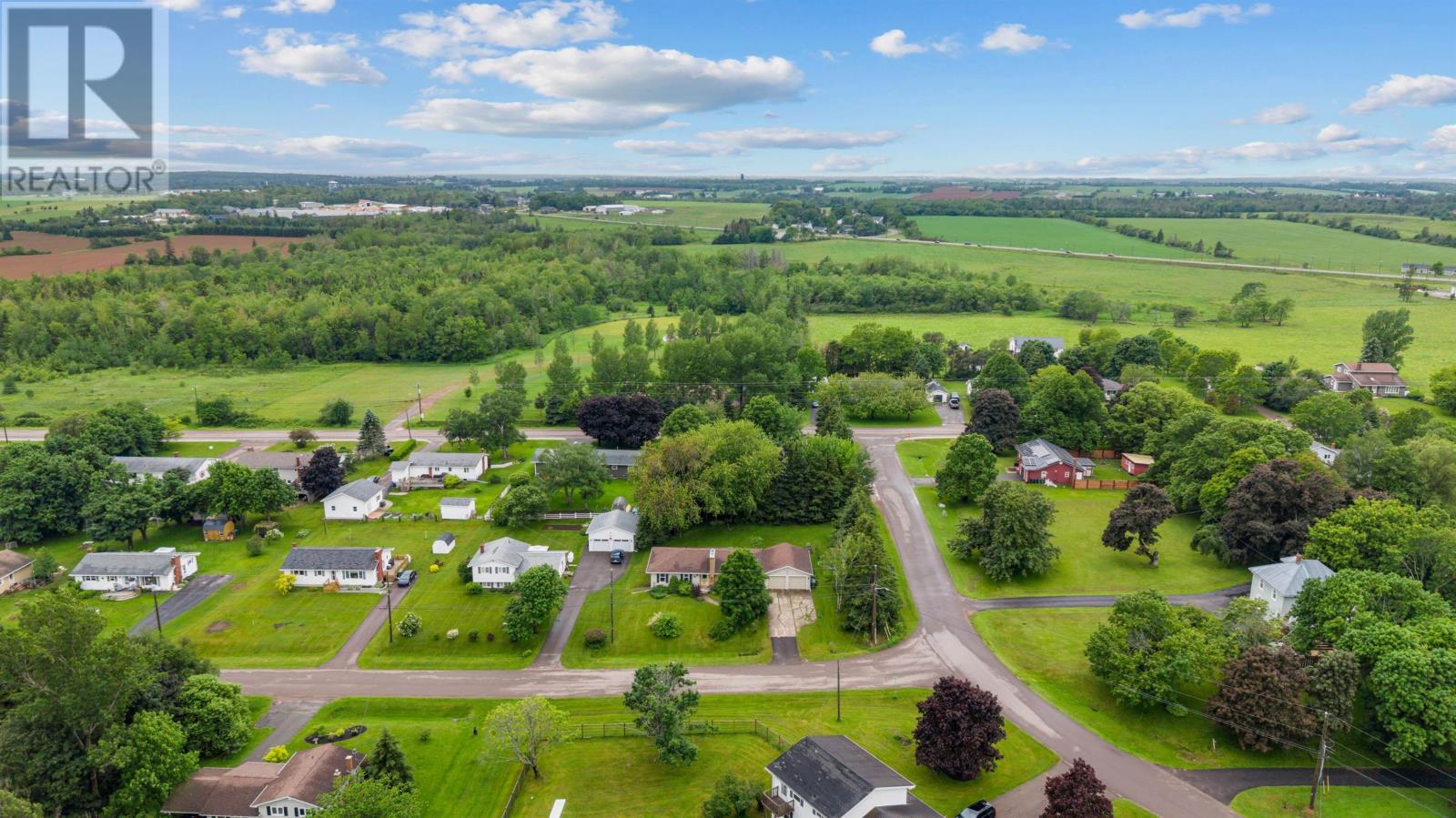 3 Pamwayne Drive - 43
