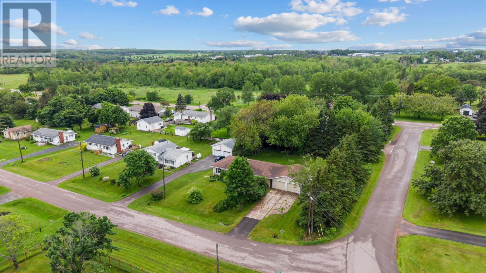 3 Pamwayne Drive - 44