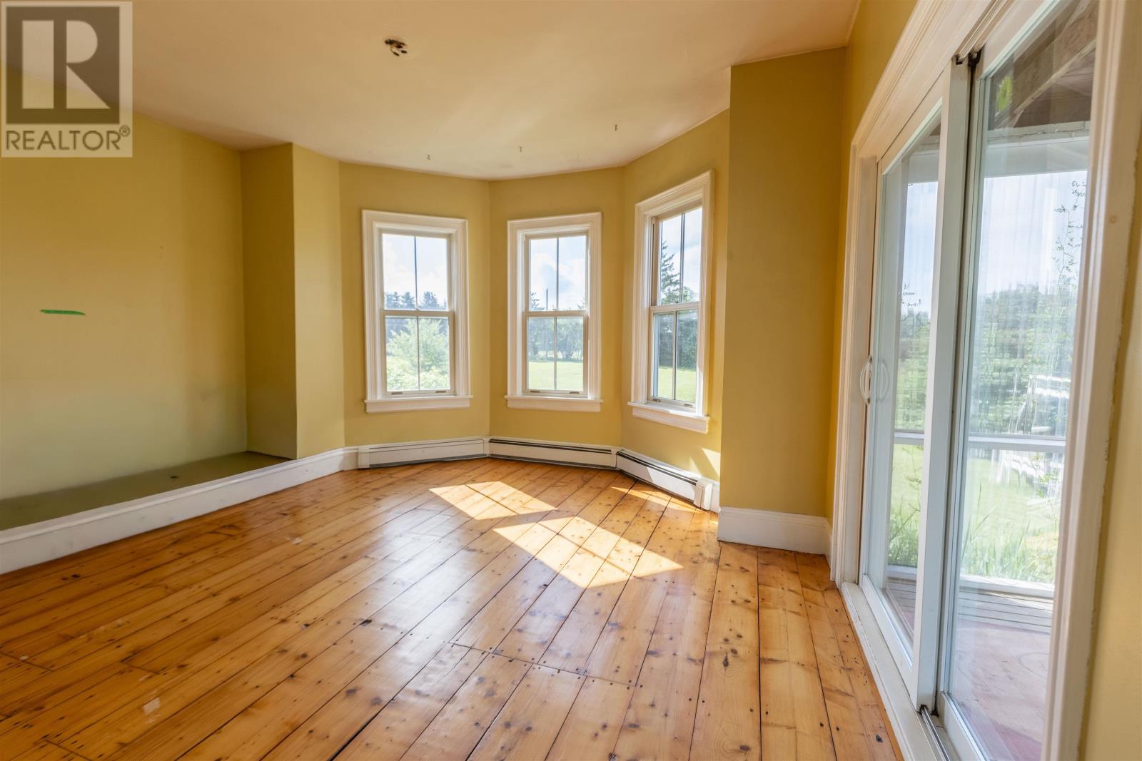 205 Pinette Road - Image 18