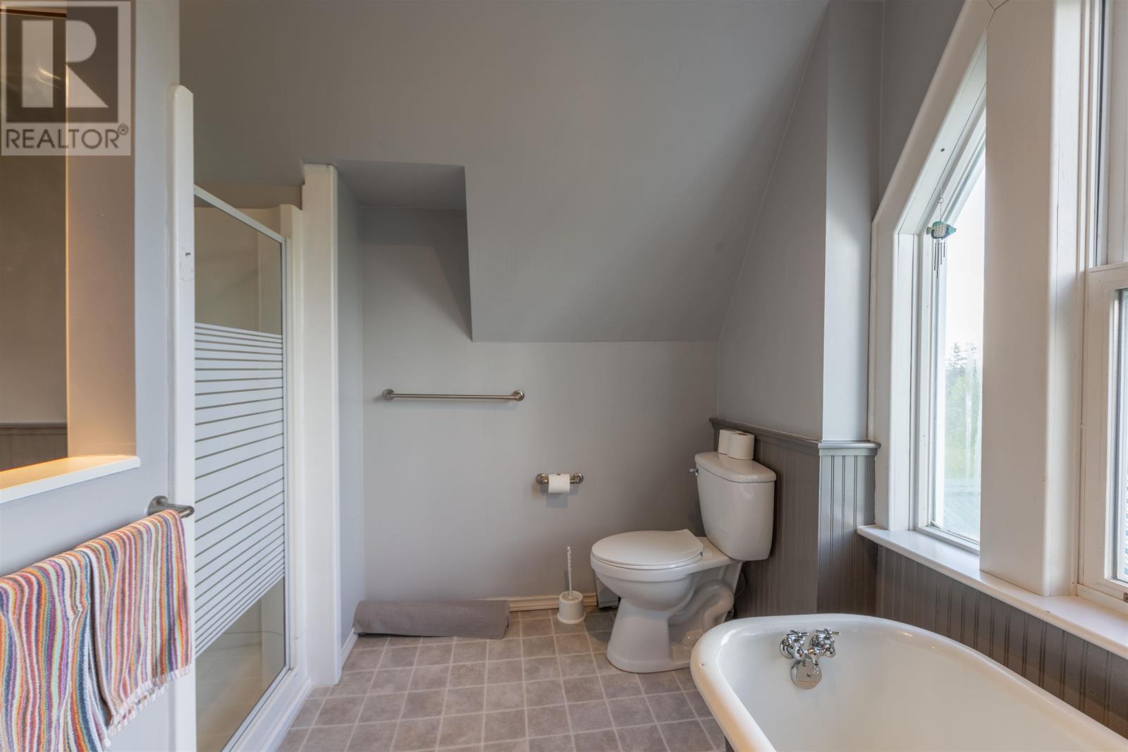 205 Pinette Road - Image 35