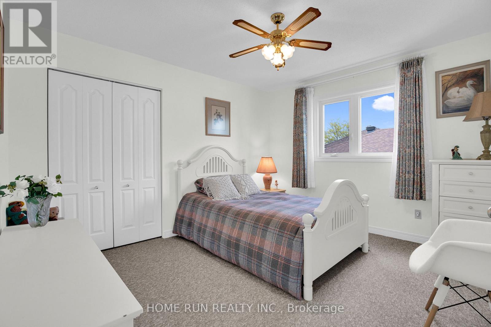 6 ZOKOL CRESCENT - 23