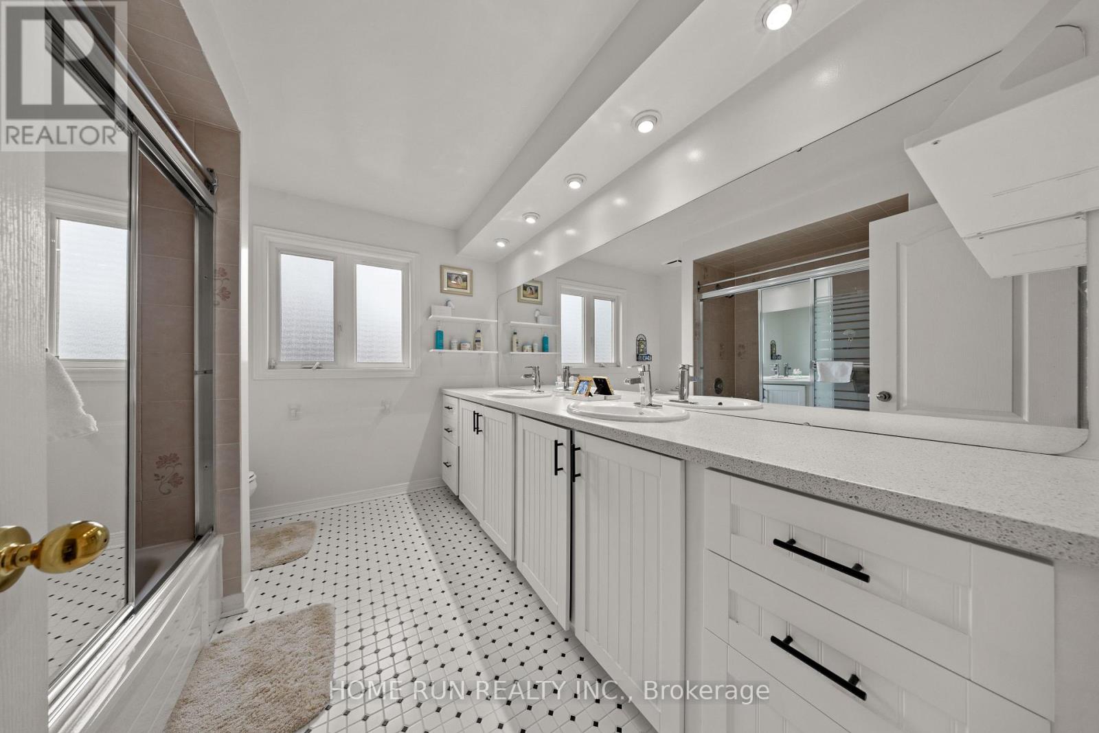 6 ZOKOL CRESCENT - 29