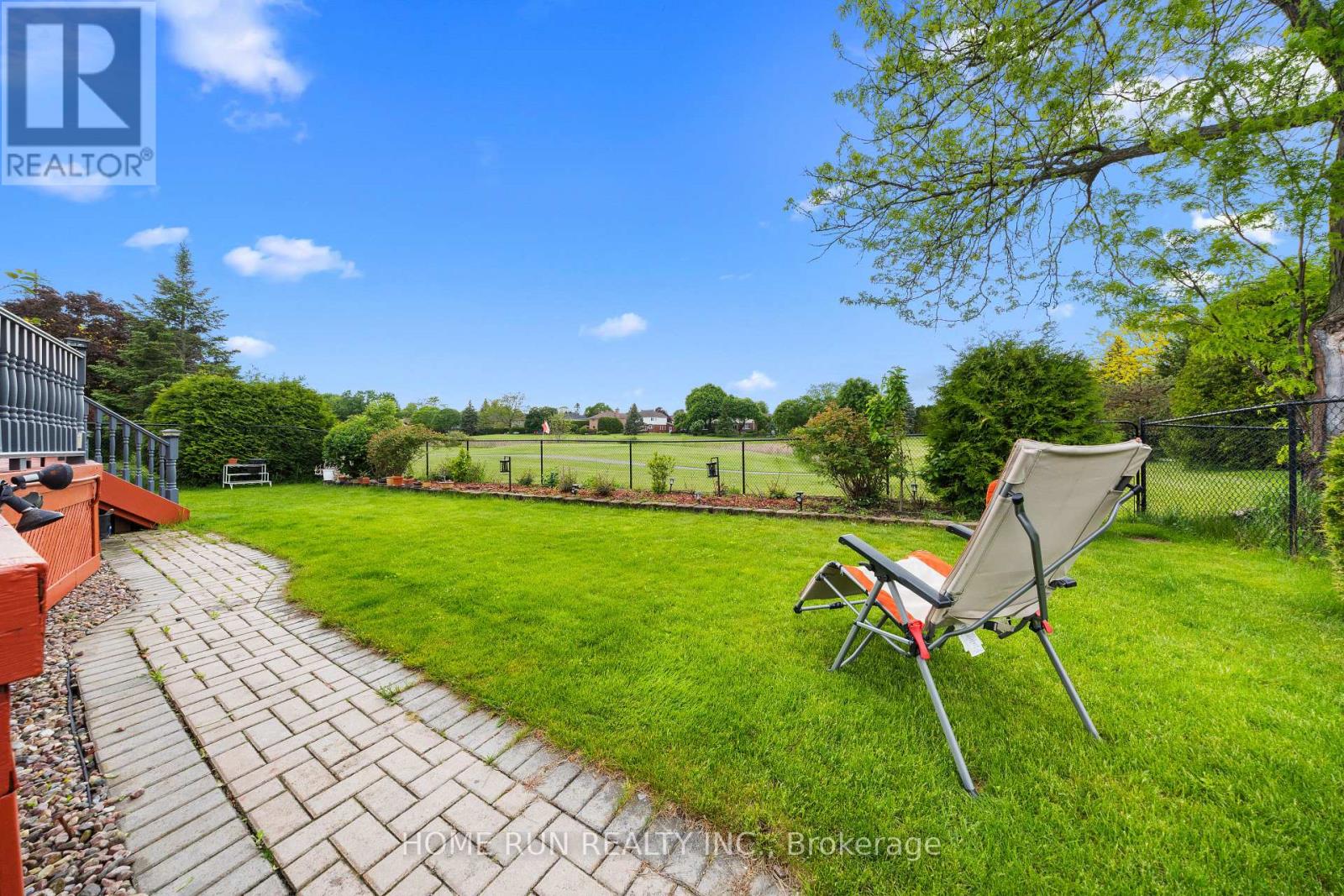 6 ZOKOL CRESCENT - 40