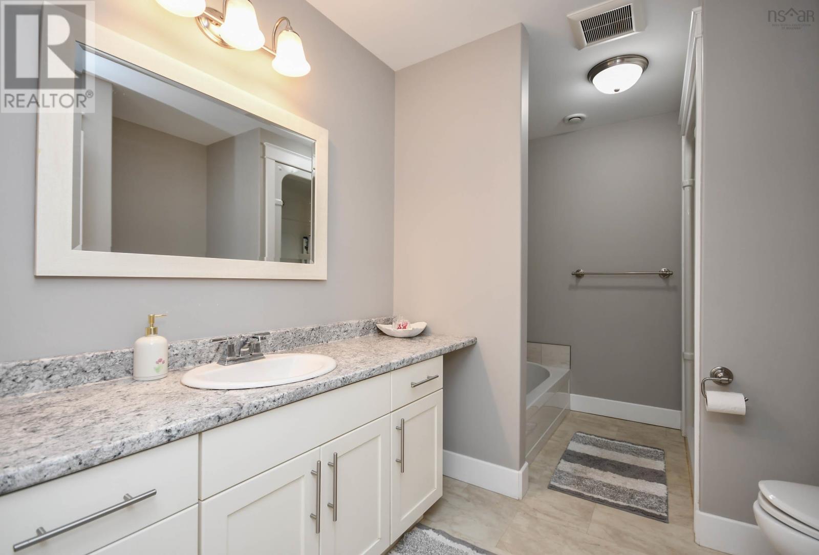 36 Nita Drive - 13