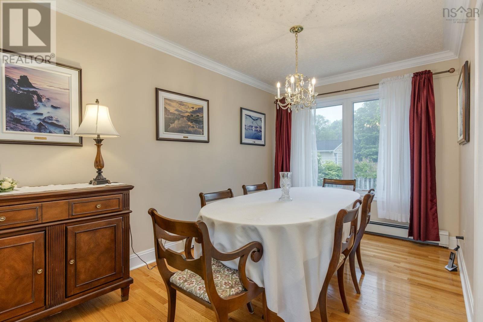 21 Canary Crescent - 15