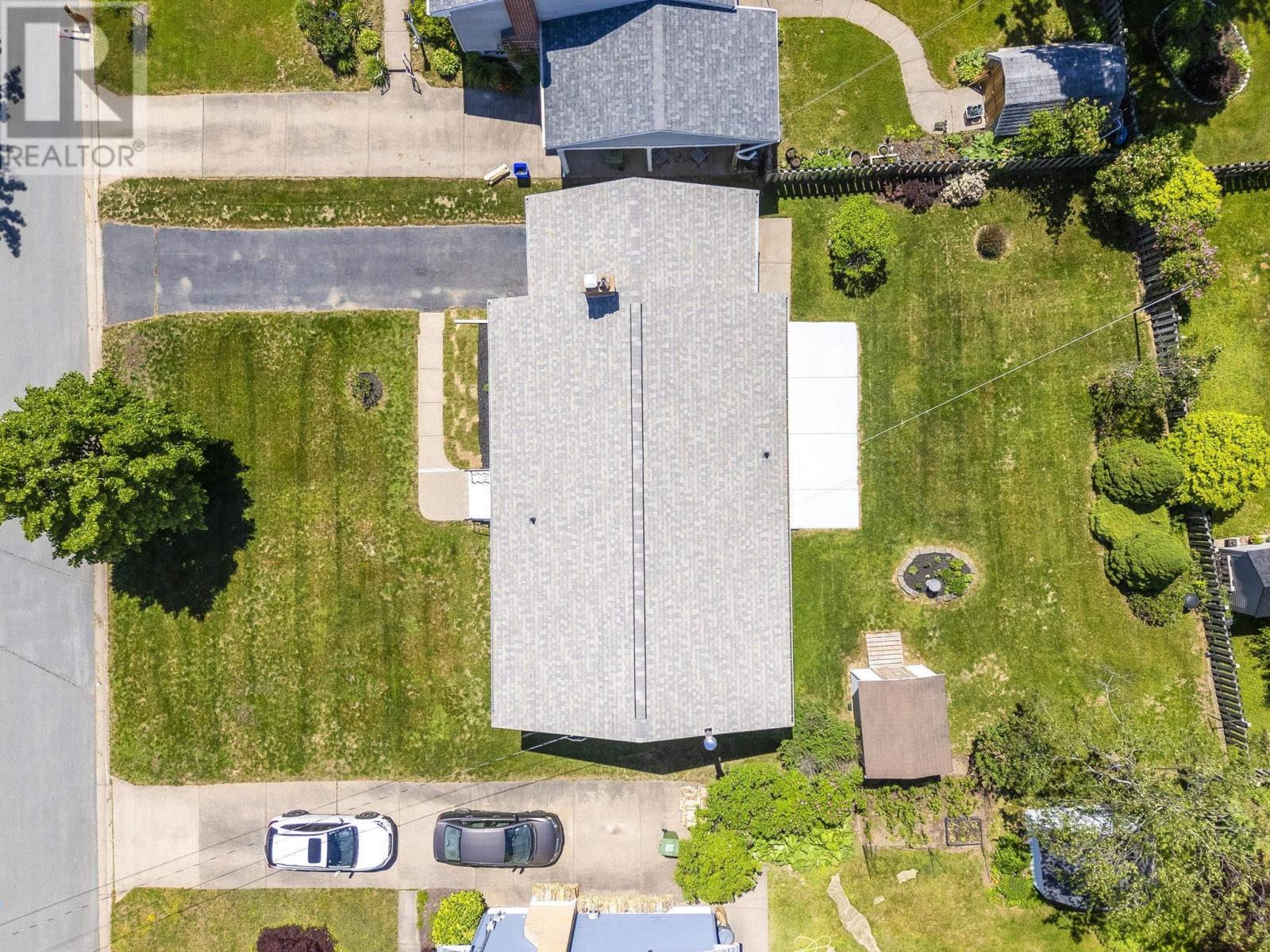 21 Canary Crescent - 44