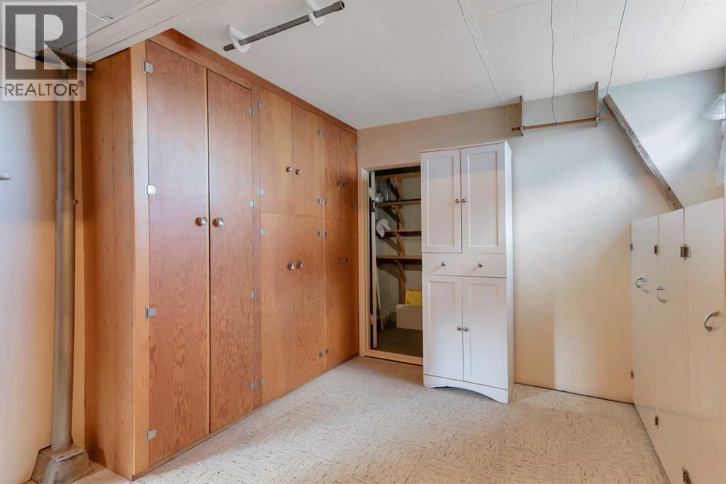 3918 37 Avenue - 33