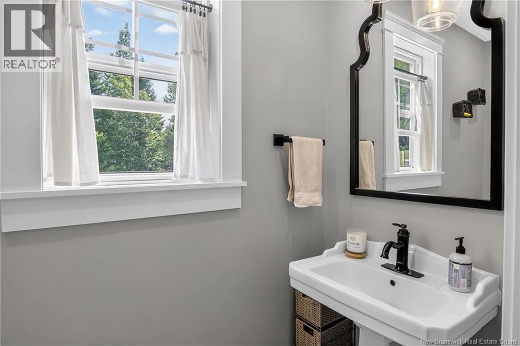 6 Donald Road - Image 21