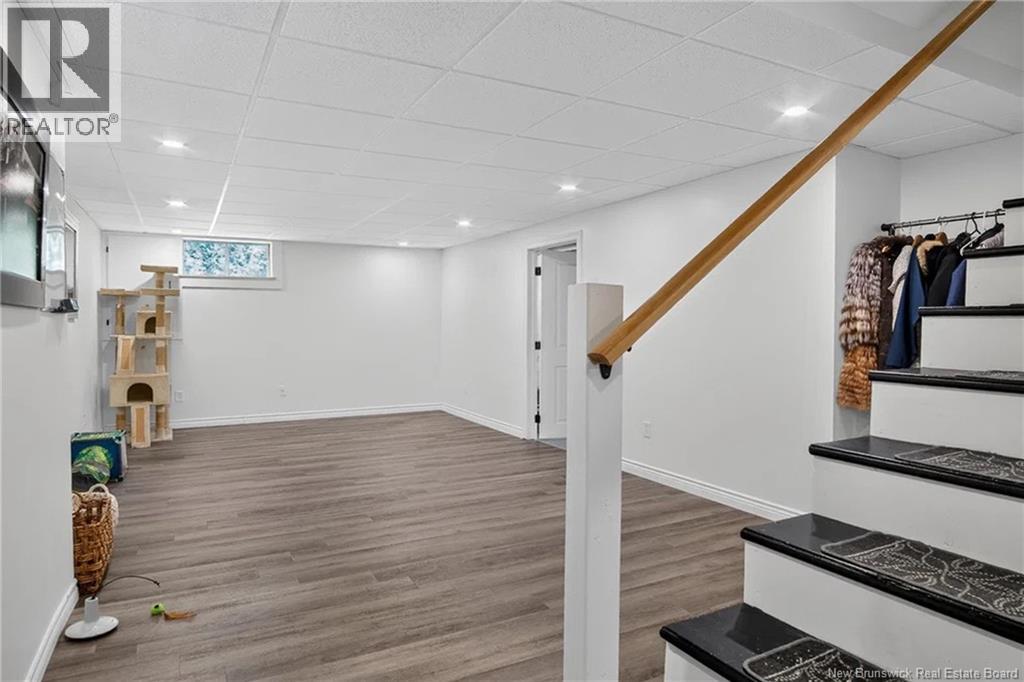 6 Donald Road - Image 35