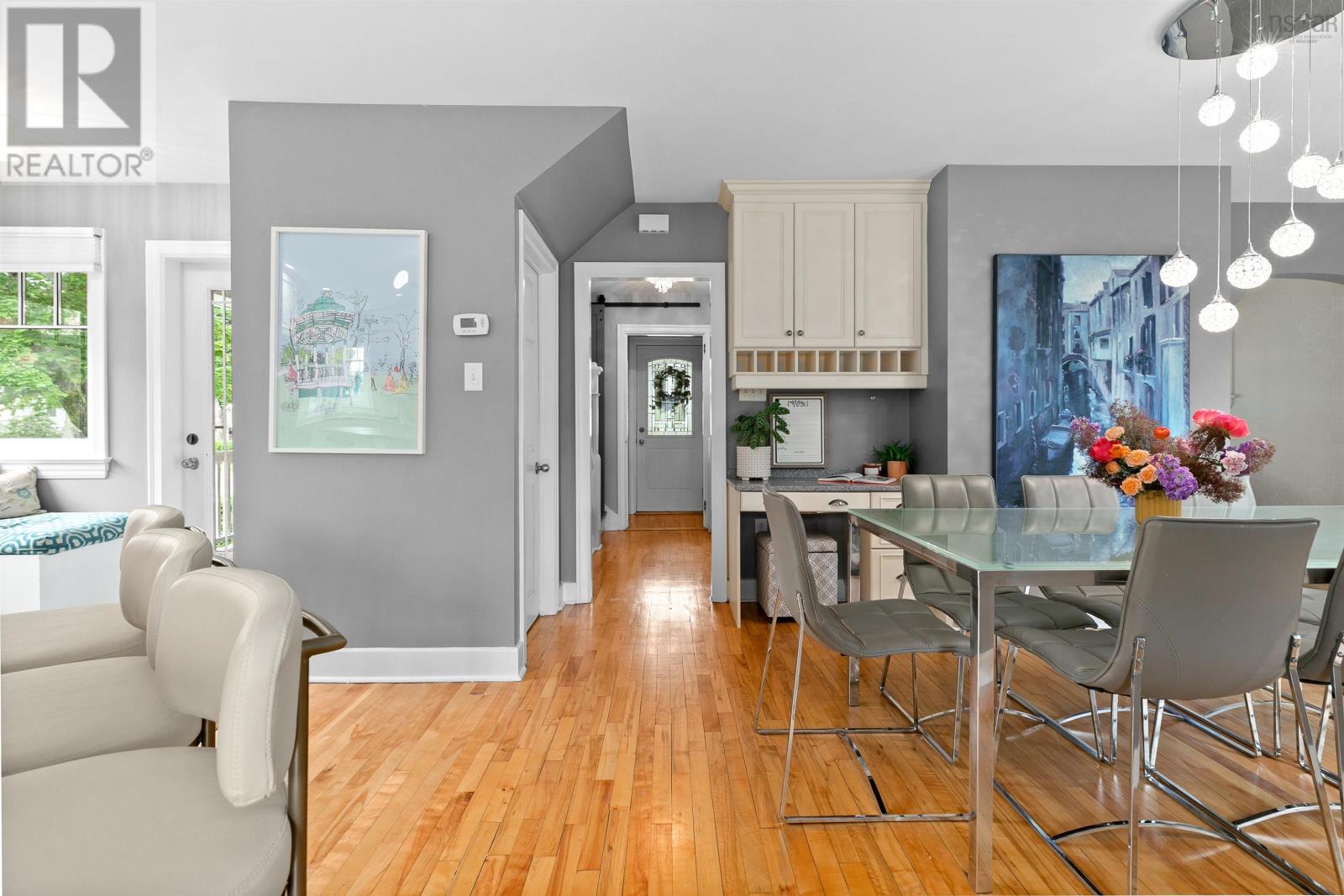 2500 Armcrescent West Avenue - 21