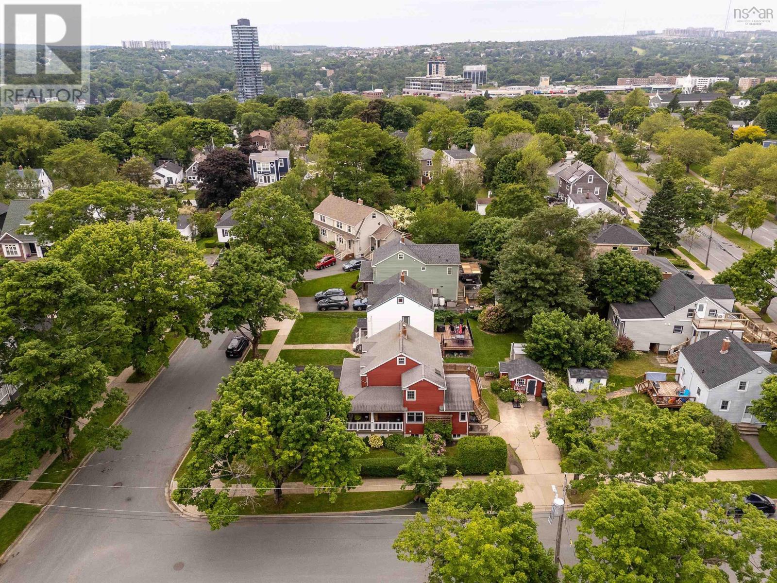 2500 Armcrescent West Avenue - 2