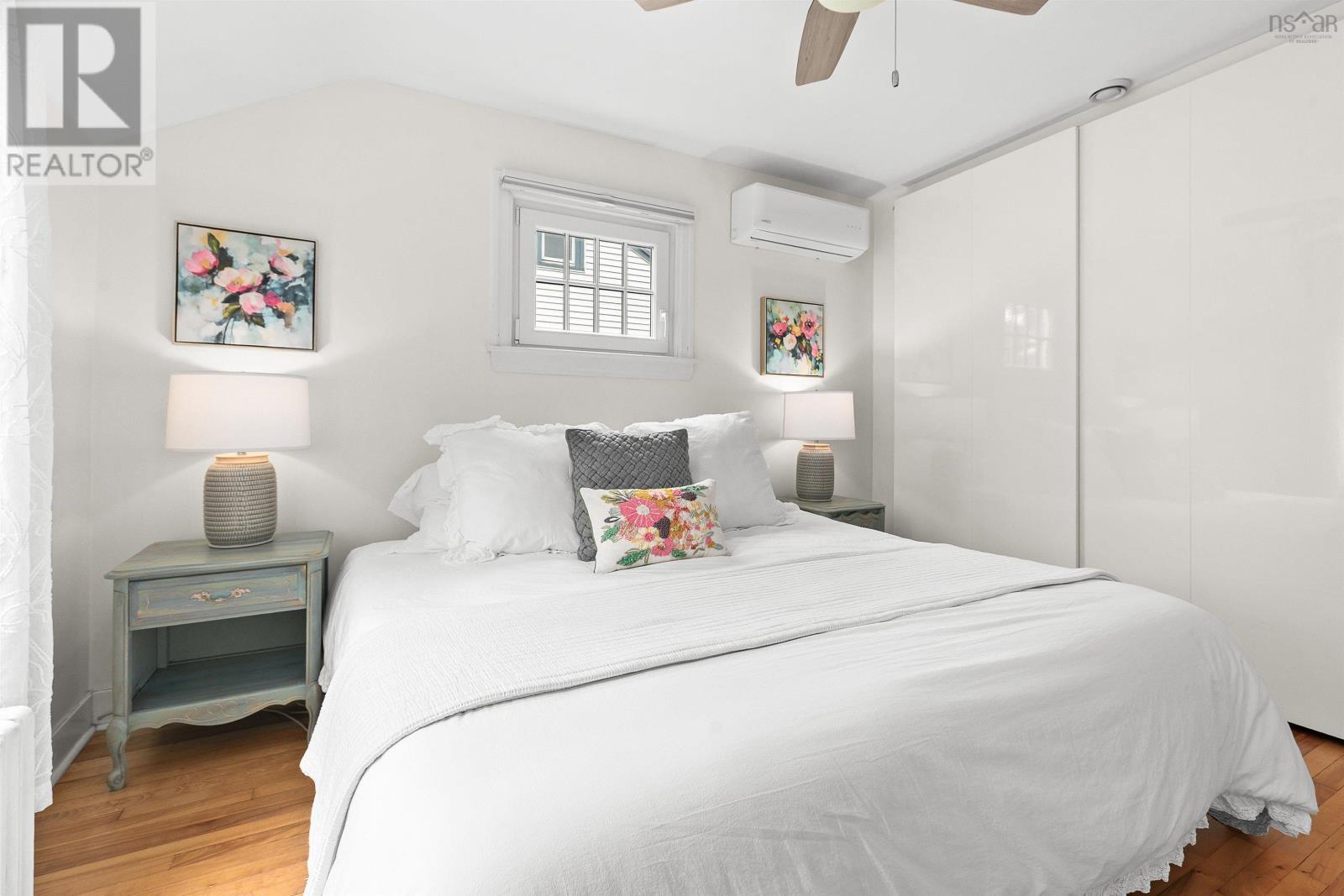 2500 Armcrescent West Avenue - 28