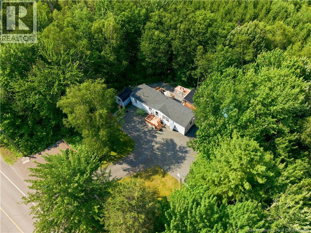 198 Lake Drive - 31
