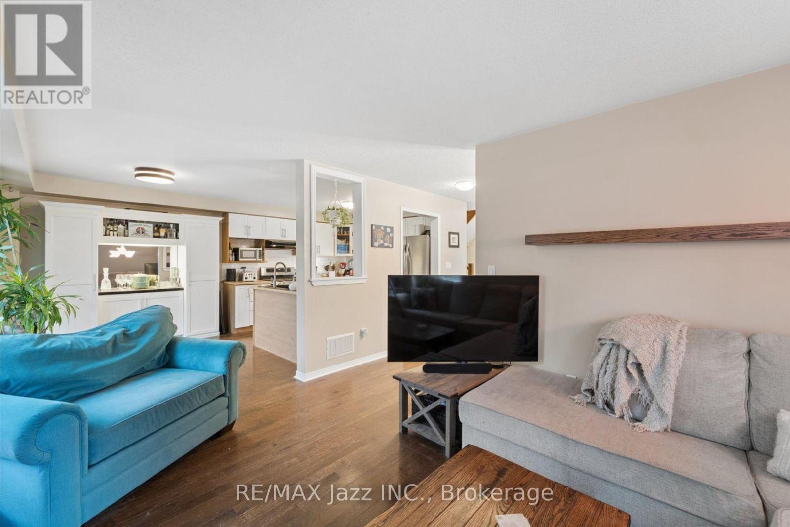 1312 LANGLEY CIRCLE - Image 21