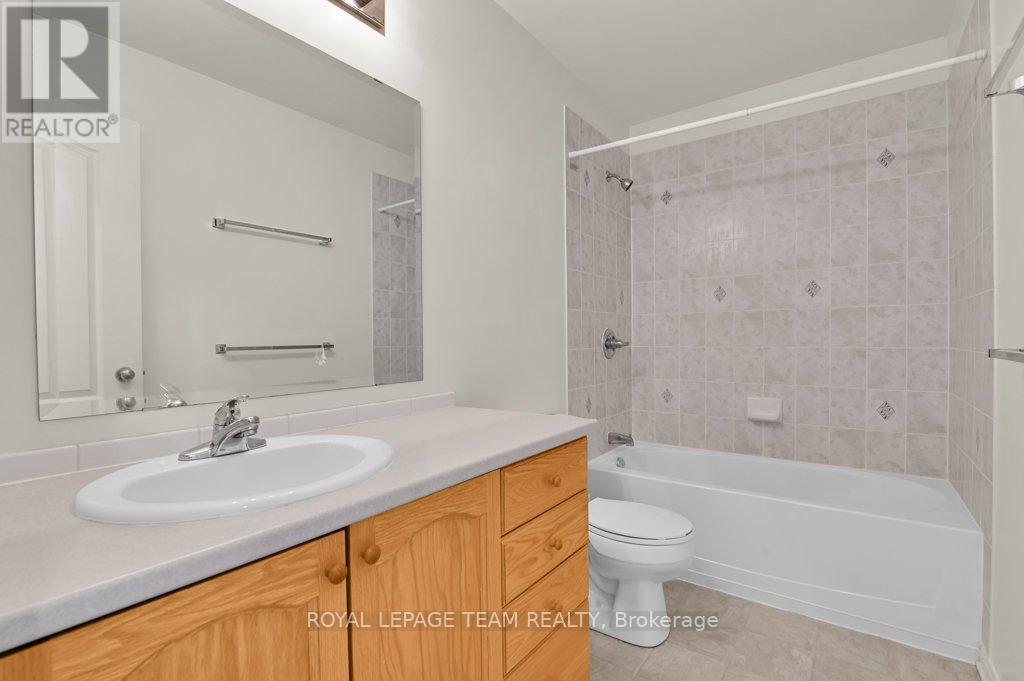 147 SORENTO STREET - 21