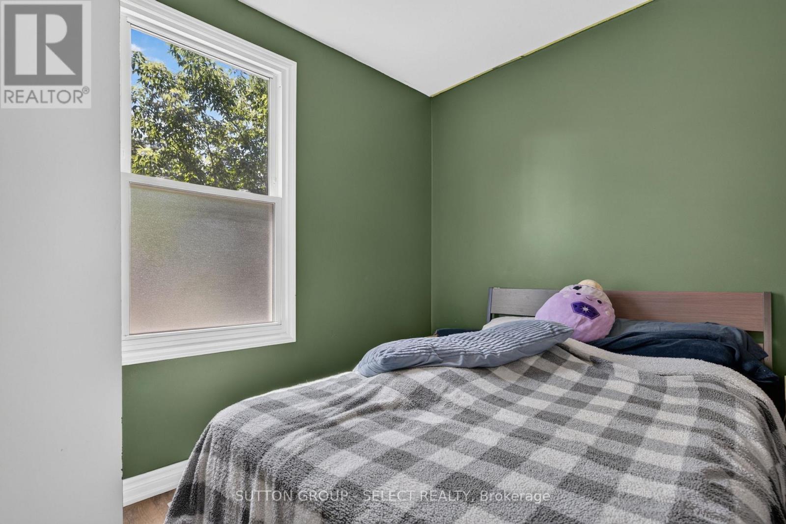 174 CLARENCE STREET - 13