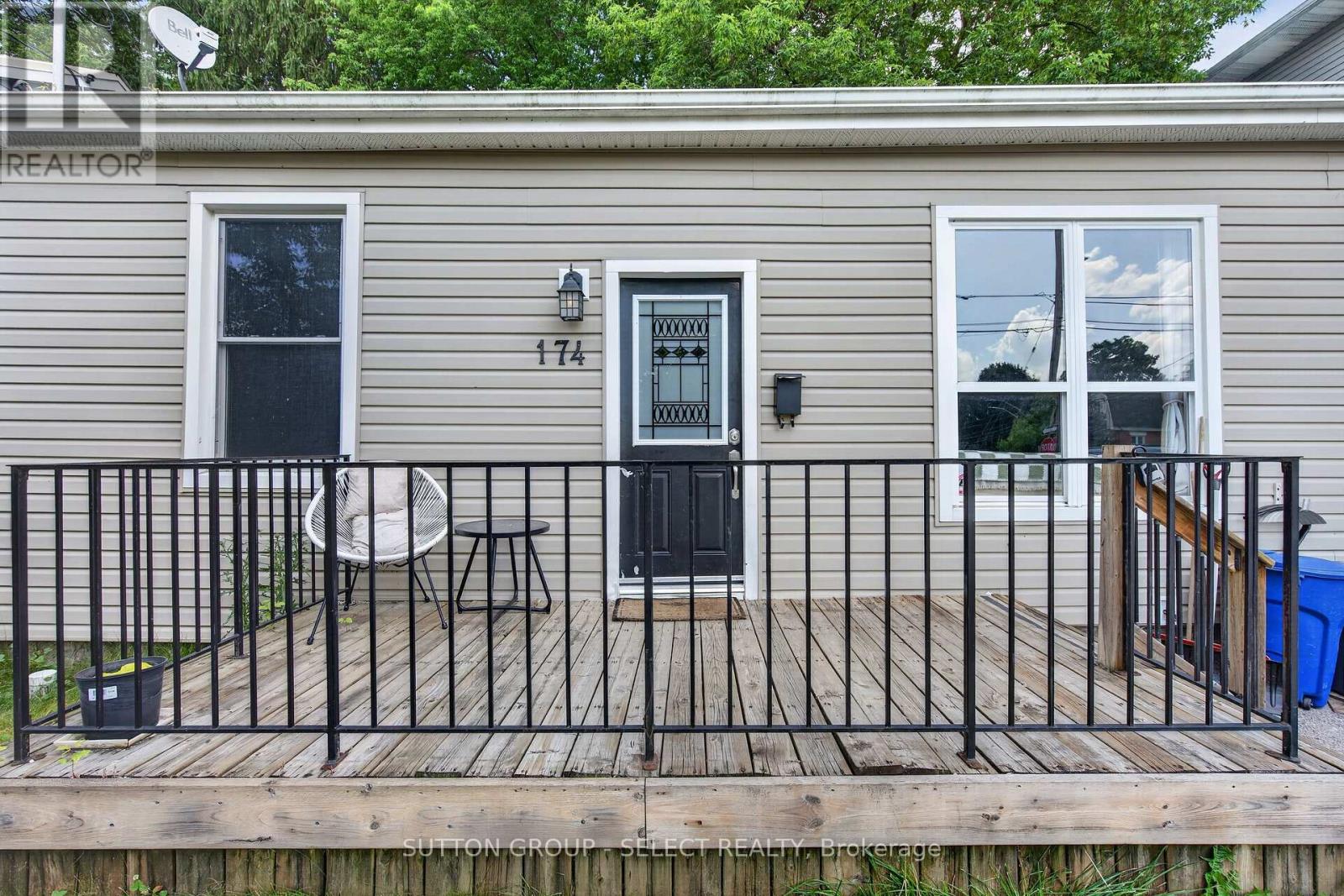 174 CLARENCE STREET - 3