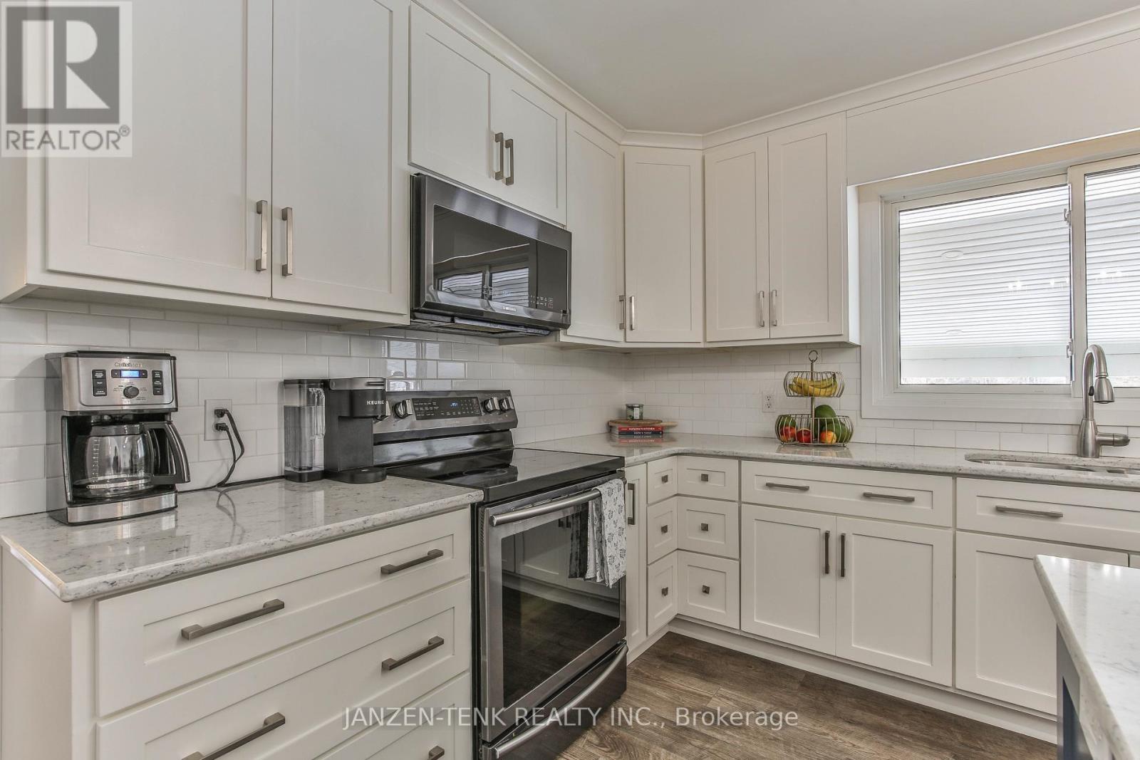 9432 RICHMOND ROAD - 15