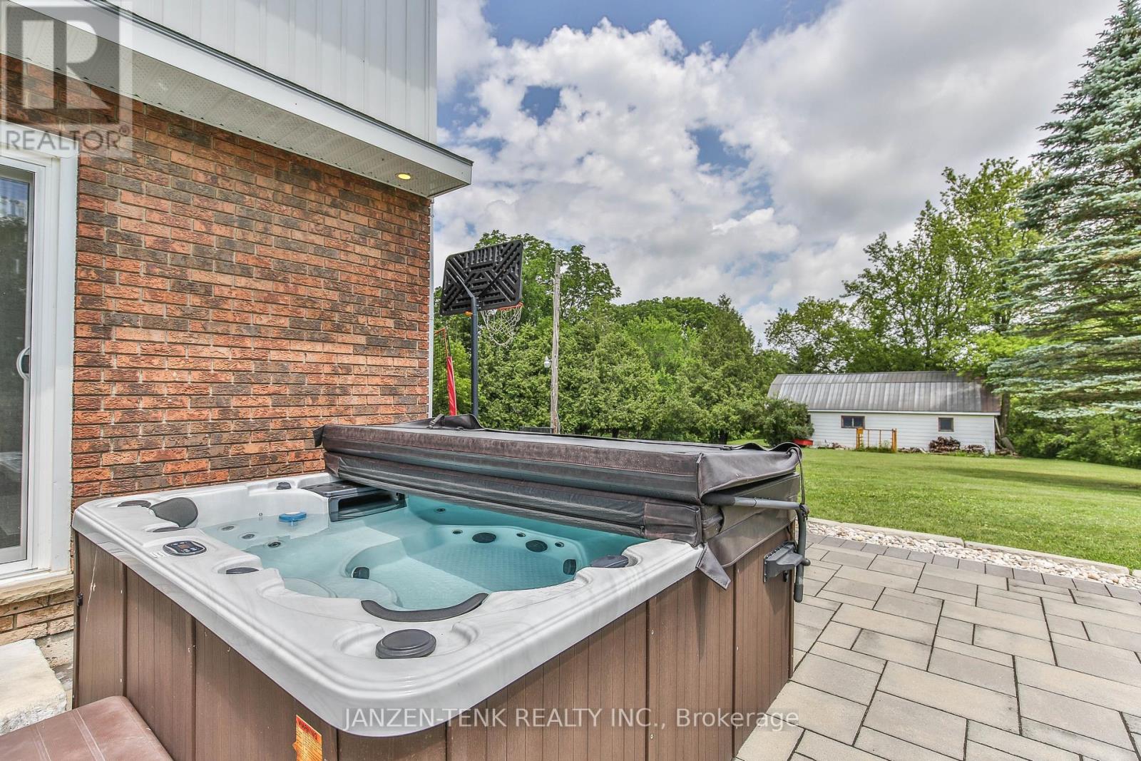 9432 RICHMOND ROAD - 36