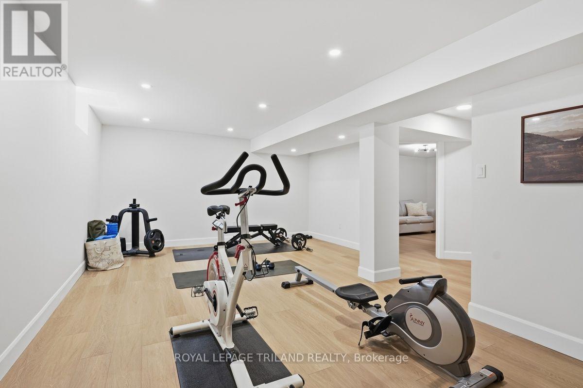 921 GUILDWOOD BOULEVARD - Image 35
