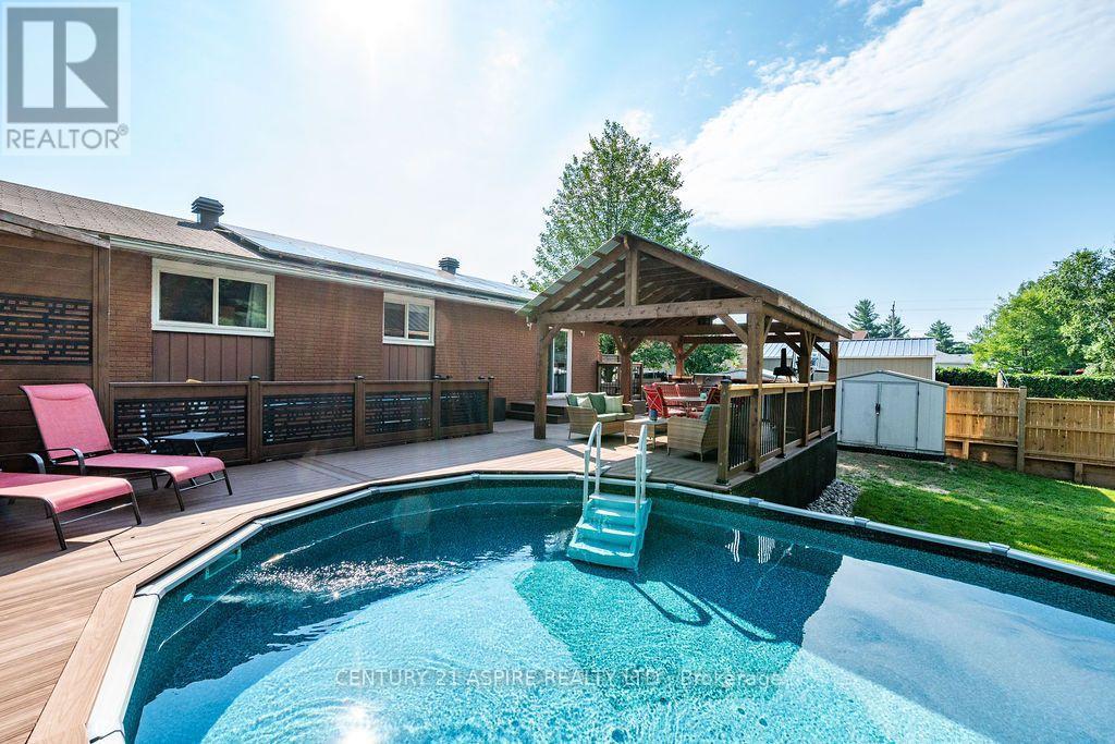 23 ROY STREET, Ottawa. Luxury613. By Peter Sagos - Image 10