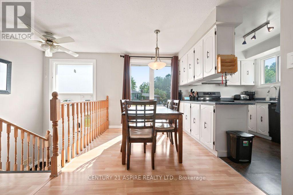 23 ROY STREET, Ottawa. Luxury613. By Peter Sagos - Image 16