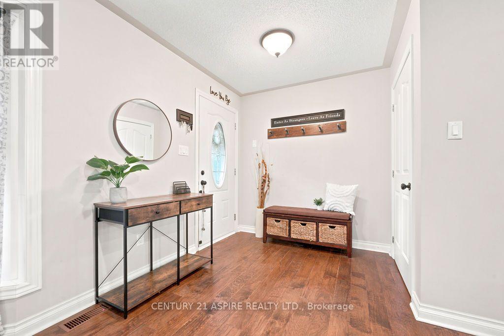 48 PLUM TREE LANE, Ottawa. Luxury613. By Peter Sagos - Image 18