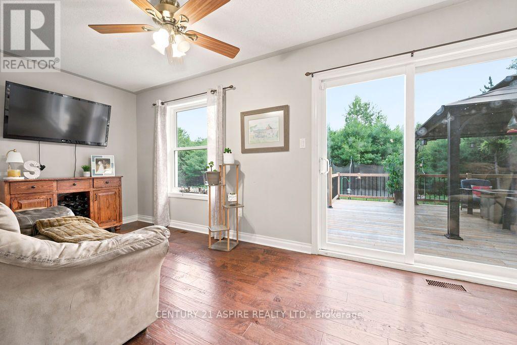 48 PLUM TREE LANE, Ottawa. Luxury613. By Peter Sagos - Image 24