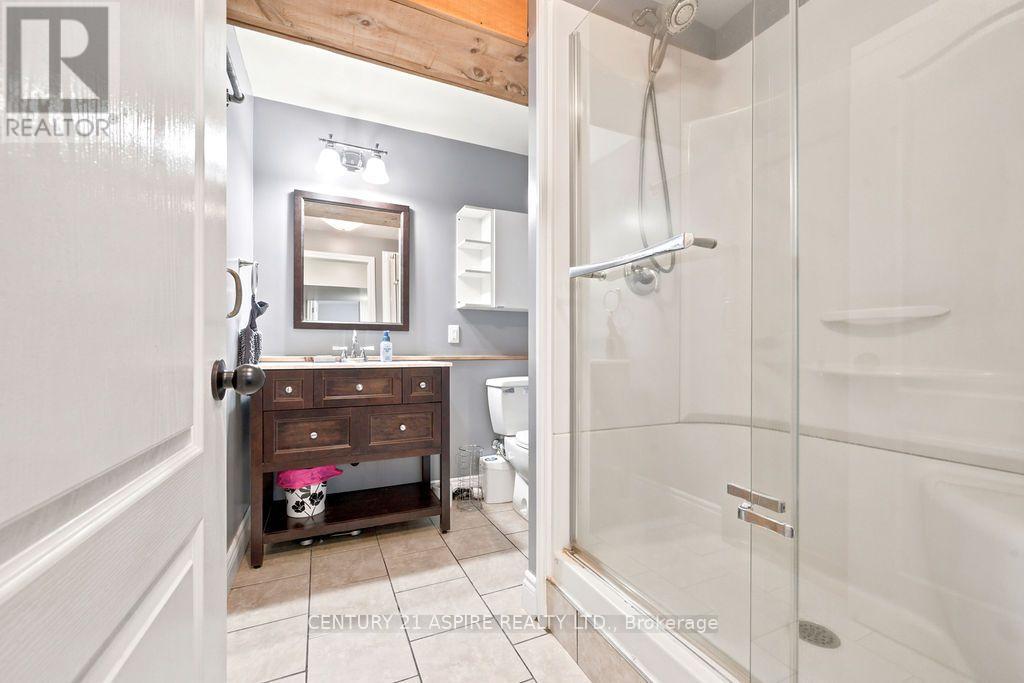 48 PLUM TREE LANE, Ottawa. Luxury613. By Peter Sagos - Image 43