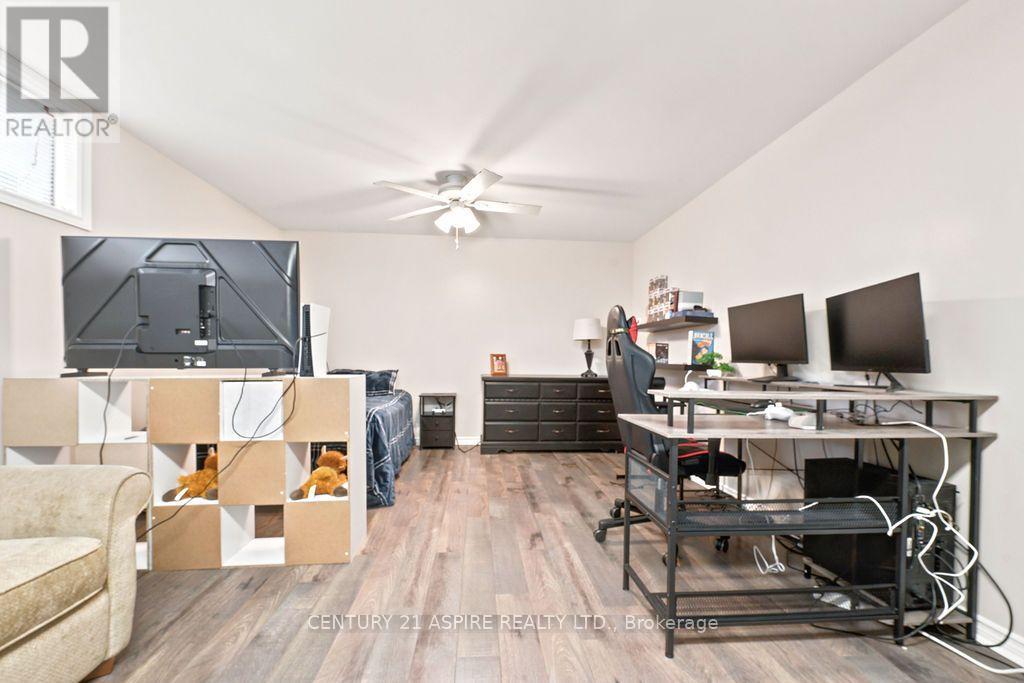 48 PLUM TREE LANE, Ottawa. Luxury613. By Peter Sagos - Image 44