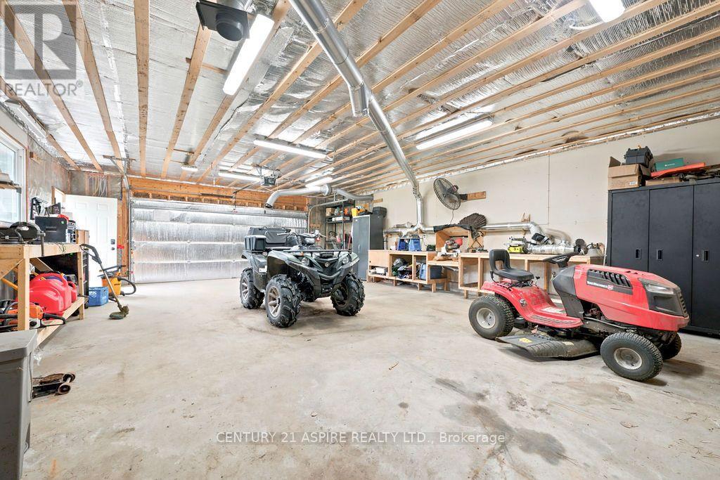 48 PLUM TREE LANE, Ottawa. Luxury613. By Peter Sagos - Image 48