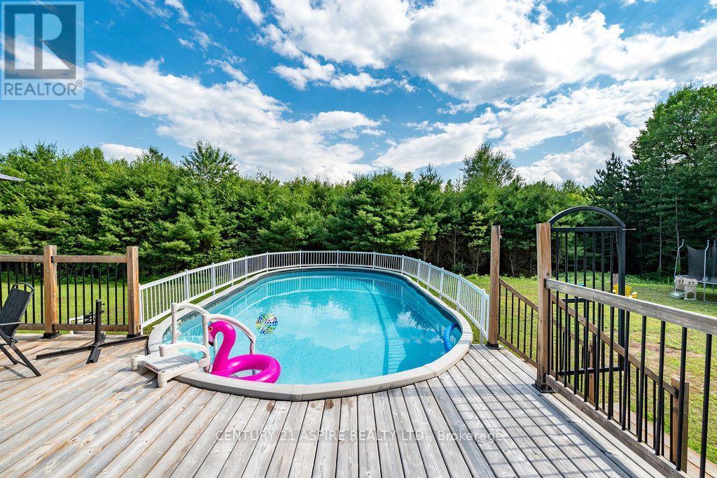 48 PLUM TREE LANE, Ottawa. Luxury613. By Peter Sagos - Image 9