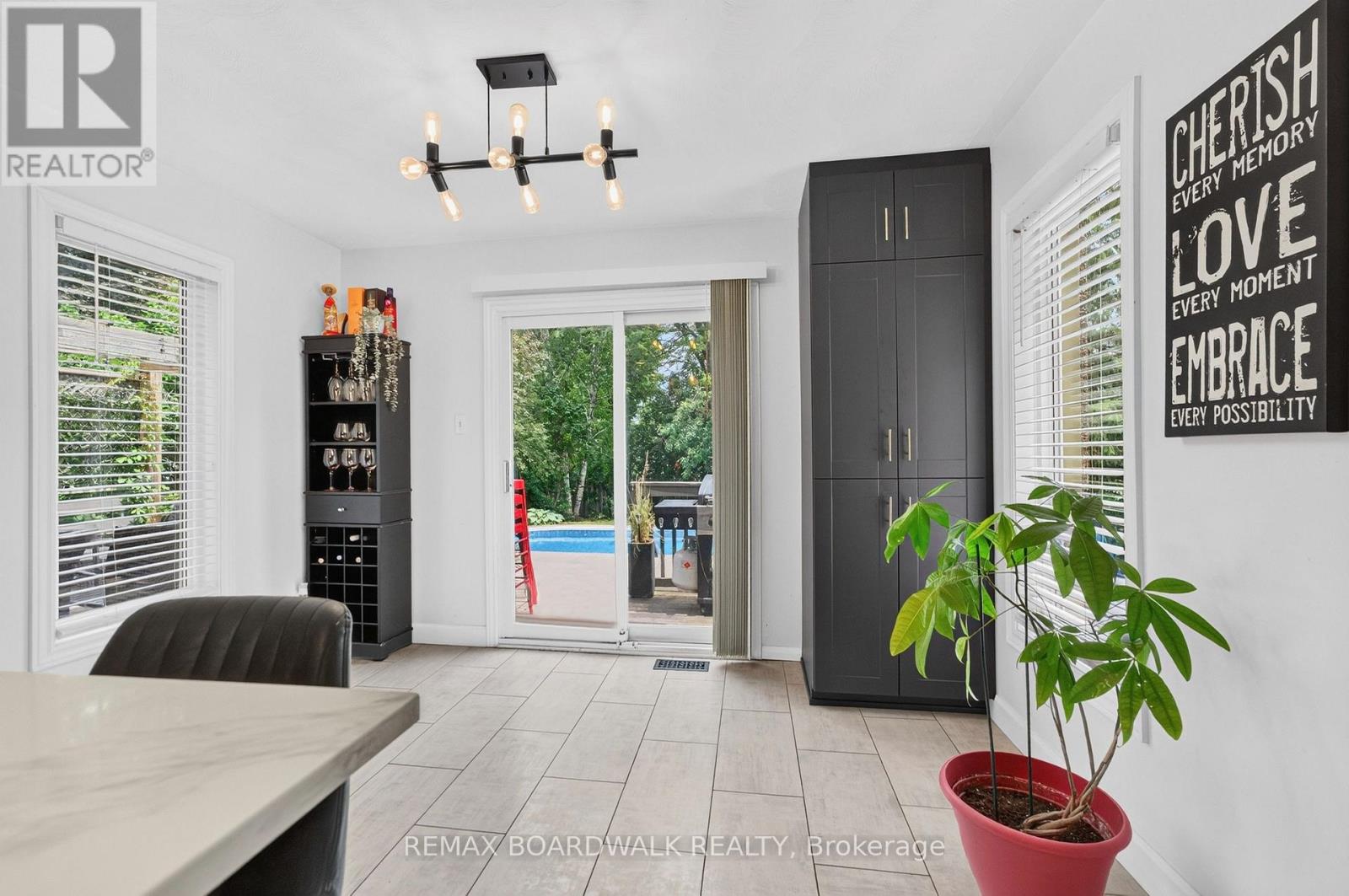 86 VANSTONE DRIVE, Ottawa. Luxury613. By Peter Sagos - Image 16
