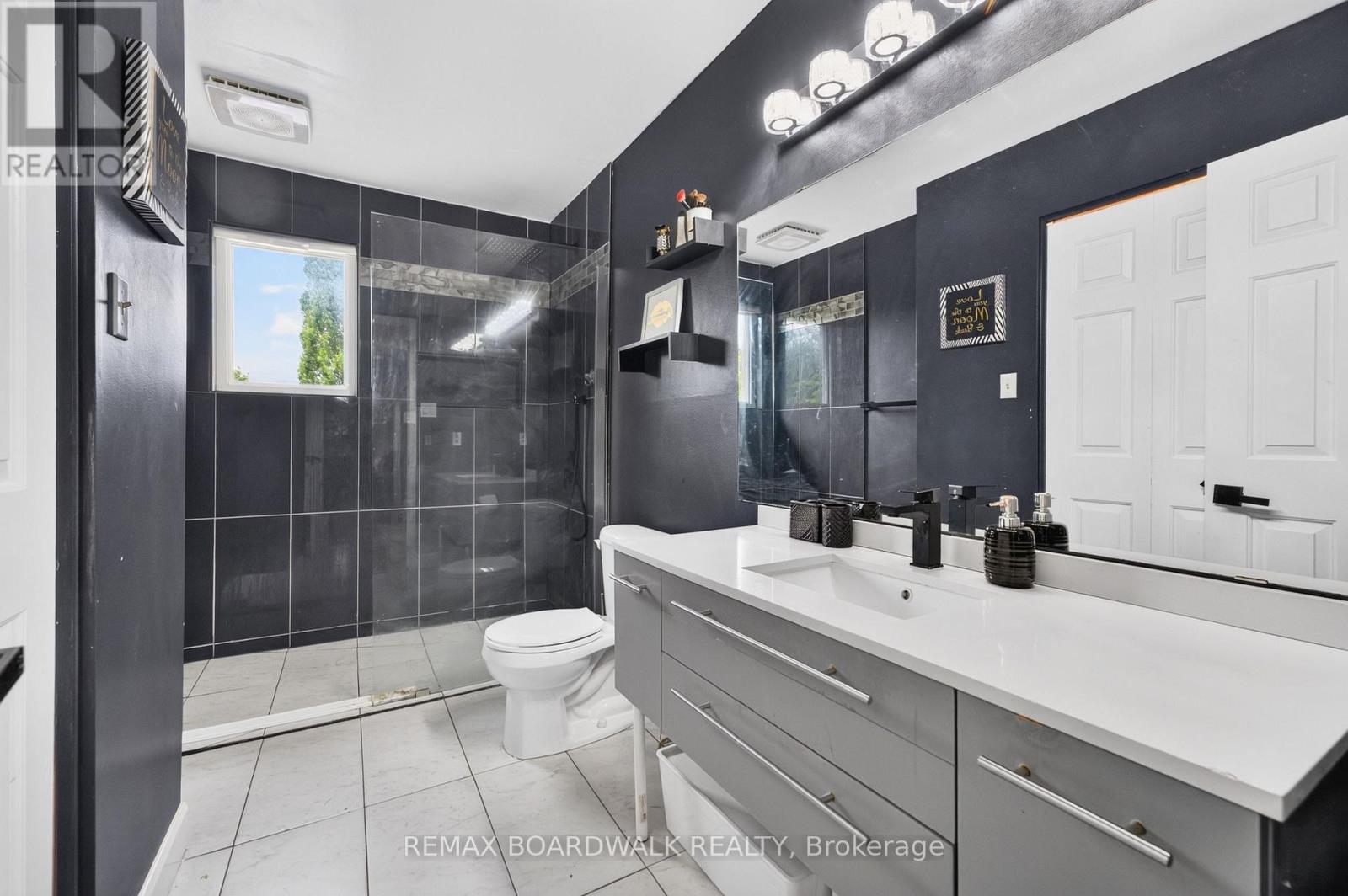 86 VANSTONE DRIVE, Ottawa. Luxury613. By Peter Sagos - Image 30