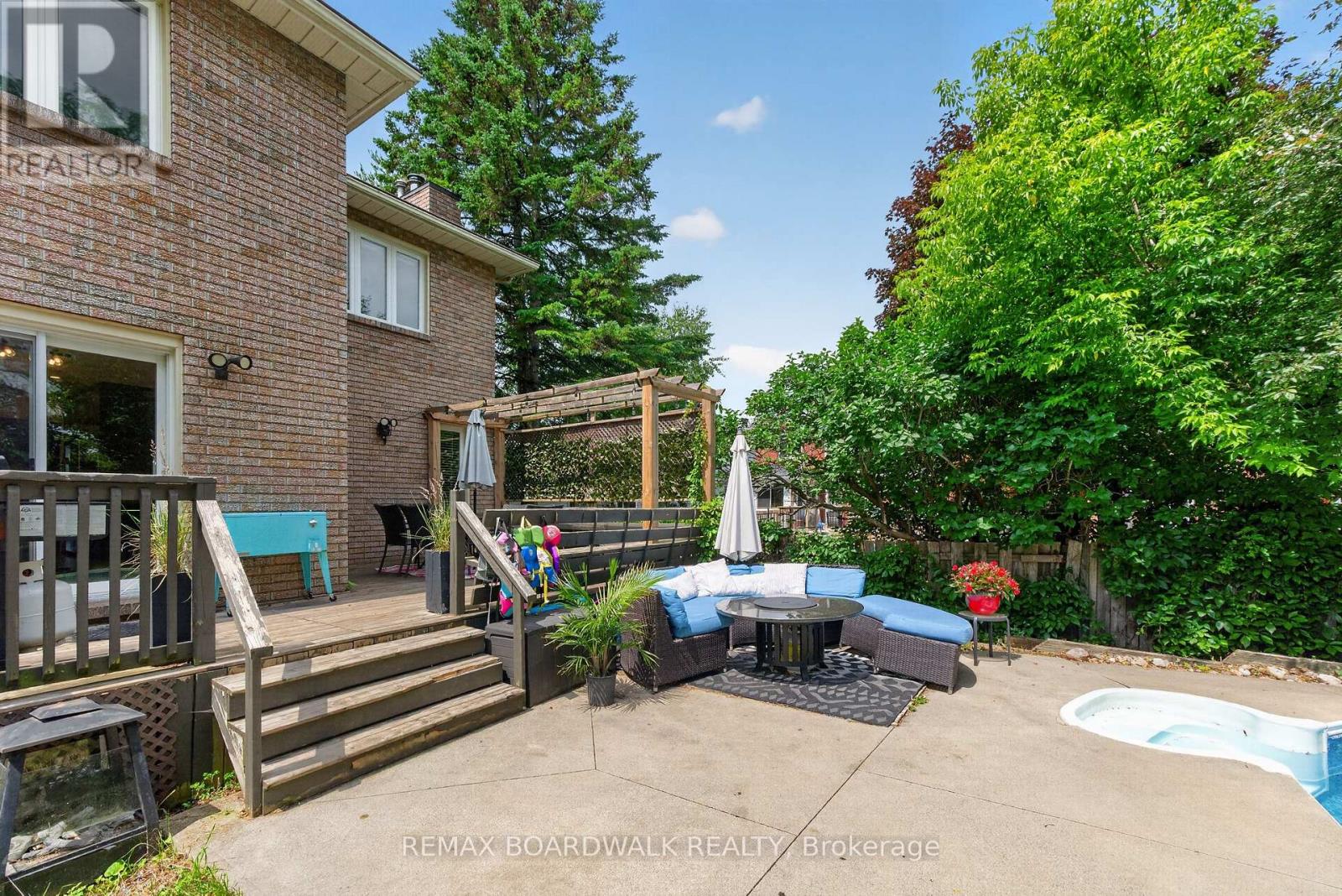 86 VANSTONE DRIVE, Ottawa. Luxury613. By Peter Sagos - Image 7