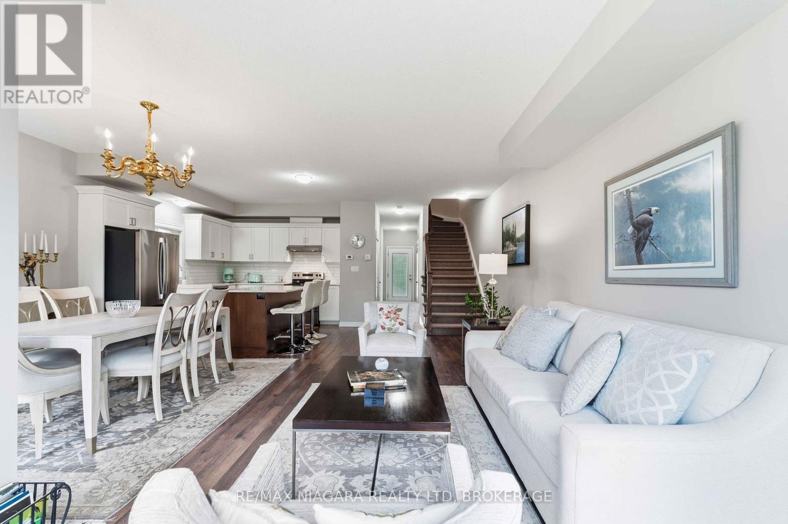 23B BLOOMFIELD AVENUE - 2
