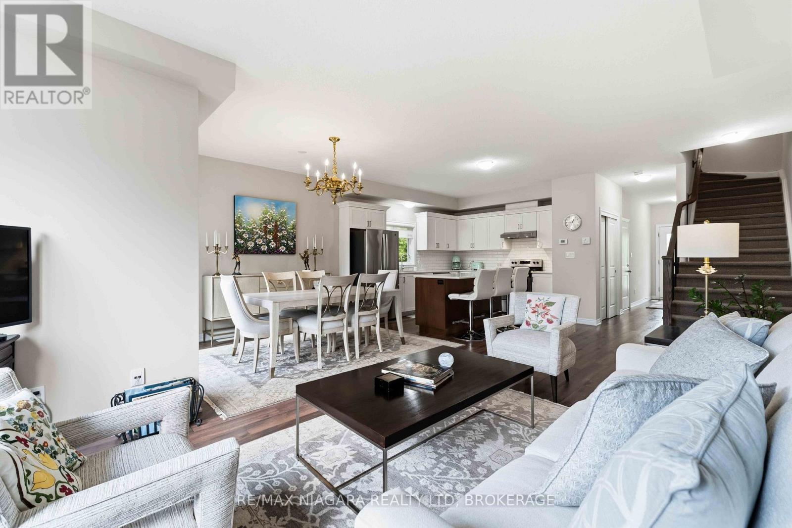 23B BLOOMFIELD AVENUE - 6